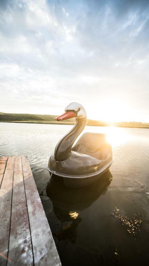 Enpi Lake Resort ياش المظهر الخارجي الصورة